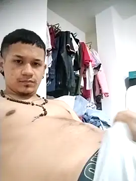 Chris    Col online show from November 24, 5:40 am