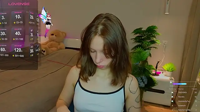 LilyPoetry  online show from December 3, 11:19 am