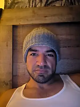 piggylatino online show from February 14, 10:45 am