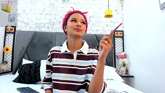 Maray Lous online show from December 5, 8:16 pm