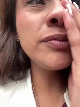 valeria absurdah online show from February 18, 8:38 pm