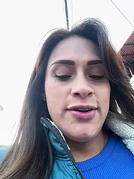 valeria absurdah online show from February 26, 11:15 pm