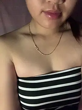 Snapshot of Winnie-sexy chatting on March 22, 9:40 pm Winnie-sexy online show from March 22, 9:40 pm