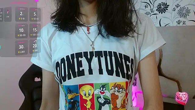 Snapshot of Joselyn_tay chatting on November 28, 2:20 pm Joselyn tay online show from November 28, 2:20 pm