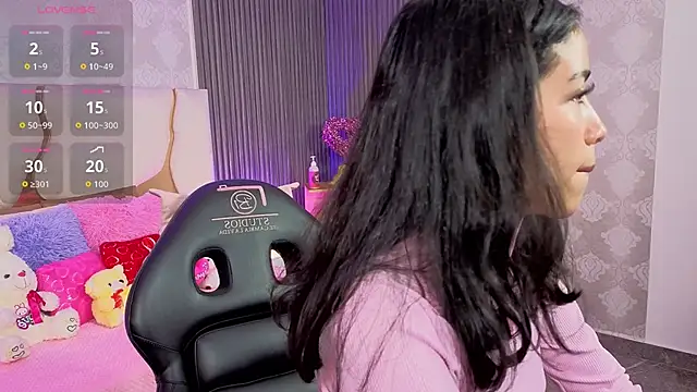 Joselyn tay online show from May 29, 12:58 pm