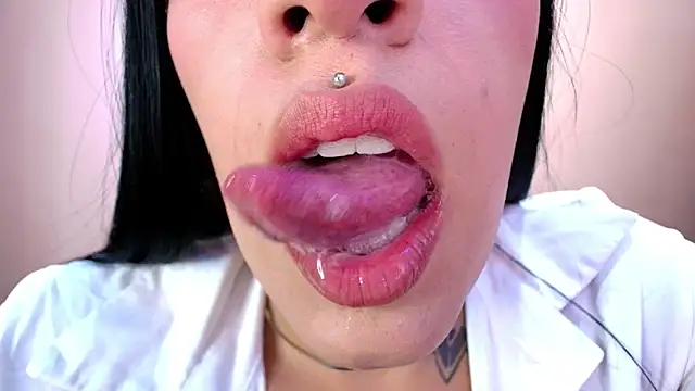 catte jensen online show from February 18, 2:29 am