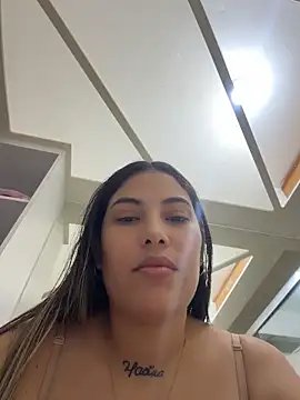 Anna Bitch Disgusting online show from April 19, 9:30 am