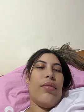Snapshot of Anna_Bitch_Disgusting chatting on June 6, 2:05 am Anna Bitch Disgusting online show from June 6, 2:05 am