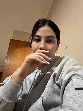 Snapshot of Anna_Bitch_Disgusting chatting on July 2, 5:02 am Anna Bitch Disgusting online show from July 2, 5:02 am
