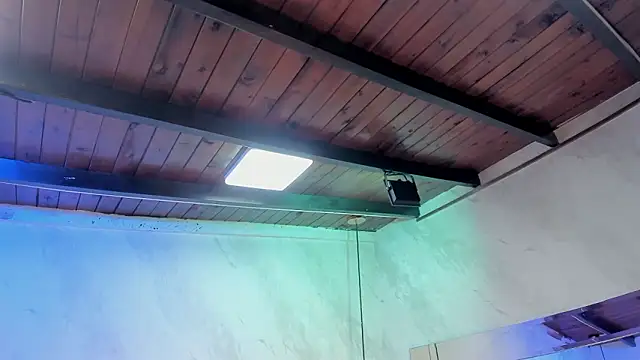 Snapshot of Caroline_palmerr chatting on February 1, 3:27 am Caroline palmerr online show from February 1, 3:27 am