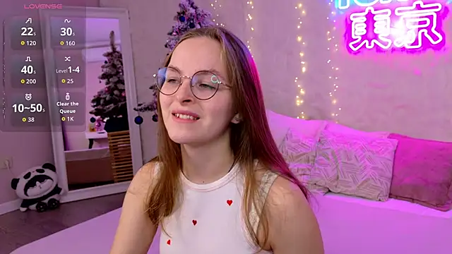 Snapshot of MadisonSmitt chatting on November 29, 5:10 am MadisonSmitt online show from November 29, 5:10 am