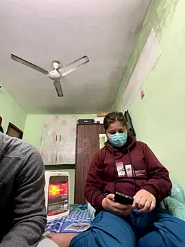 Cute hotzara online show from January 10, 4:47 am