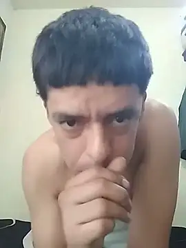 Junior 47 online show from February 14, 10:50 pm