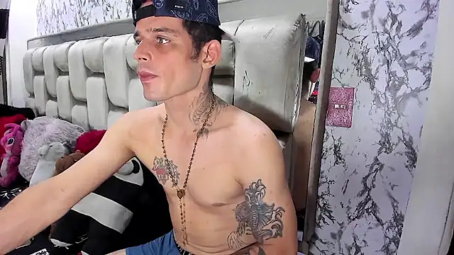 Sexybigjefffx online show from January 8, 5:21 am