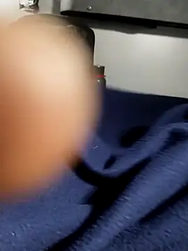 yourcharm4593 online show from November 17, 5:41 pm