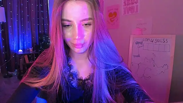 Aurora Glow21 online show from March 23, 12:20 pm