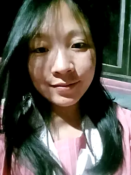 Snapshot of Micky_baby chatting on January 18, 12:53 pm Micky baby online show from January 18, 12:53 pm