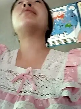 Snapshot of Micky_baby chatting on March 2, 7:37 am Micky baby online show from March 2, 7:37 am