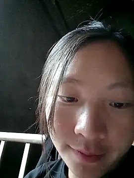 Snapshot of Micky_baby chatting on April 7, 12:00 am Micky baby online show from April 7, 12:00 am