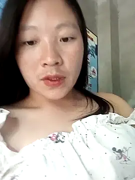 Snapshot of Micky_baby chatting on April 11, 3:11 am Micky baby online show from April 11, 3:11 am