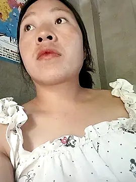 Snapshot of Micky_baby chatting on April 11, 8:07 am Micky baby online show from April 11, 8:07 am