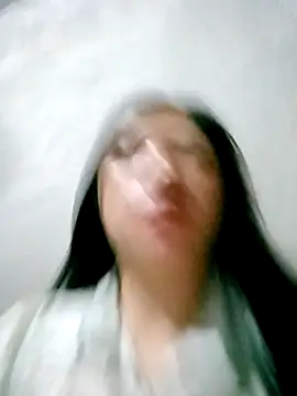 Snapshot of Micky_baby chatting on April 15, 7:10 pm Micky baby online show from April 15, 7:10 pm