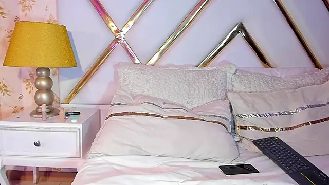 Snapshot of JacobRusso chatting on February 28, 6:03 am JacobRusso online show from February 28, 6:03 am