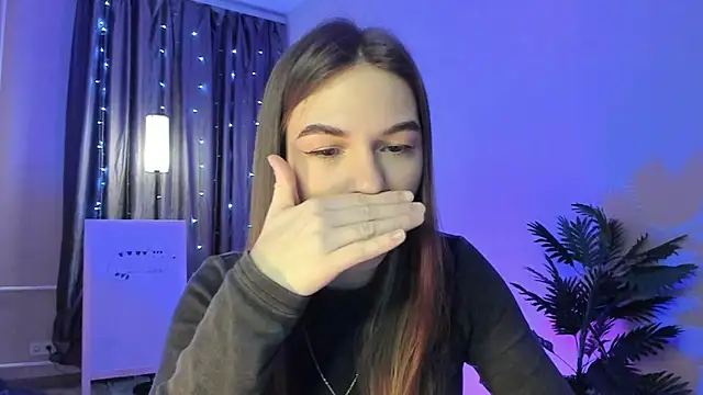 luna lust 212 online show from February 4, 4:18 am