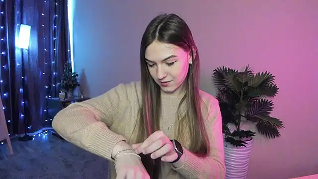 luna lust 212 online show from February 17, 12:12 pm