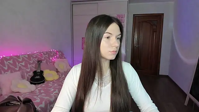 luna lust 212 online show from July 2, 4:18 am