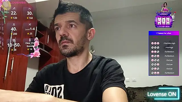 Snapshot of Dale_E chatting on January 21, 2:43 am Dale E online show from January 21, 2:43 am