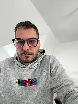 brrratan online show from February 10, 9:02 am