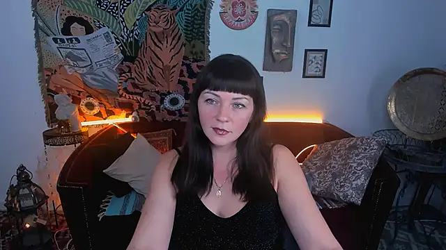 Snapshot of RosaliReed chatting on November 14, 10:58 am RosaliReed online show from November 14, 10:58 am