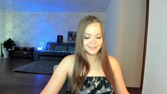 Snapshot of Kira_love_81 chatting on July 7, 12:09 pm Kira love 81 online show from July 7, 12:09 pm