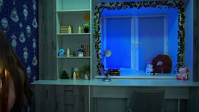 Snapshot of CleotildeBijan chatting on November 17, 3:40 pm CleotildeBijan online show from November 17, 3:40 pm