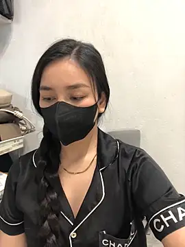 Tina 2k3 online show from November 27, 1:24 pm