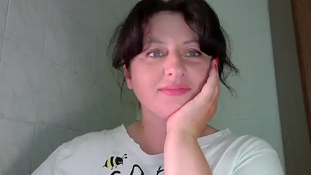 Snapshot of MelinaAx chatting on June 30, 7:59 pm MelinaAx online show from June 30, 7:59 pm