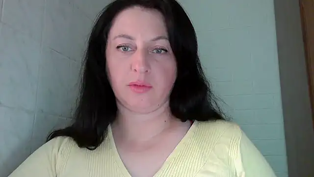 Snapshot of MelinaAx chatting on July 10, 7:49 pm MelinaAx online show from July 10, 7:49 pm