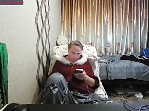 JenniDeep online show from December 19, 6:15 pm