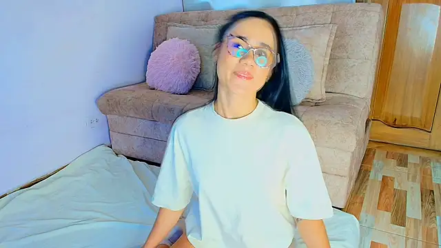 lizzy kane online show from February 16, 8:16 pm