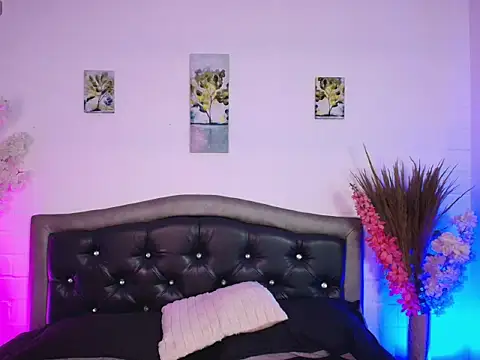 AlexiaHearts online show from February 5, 3:55 am