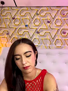 MelanyyJhonson15 online show from December 4, 11:46 pm
