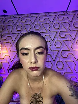Snapshot of MelanyyJhonson15 chatting on June 20, 8:39 am MelanyyJhonson15 online show from June 20, 8:39 am
