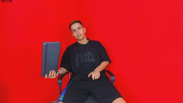 Kevin Erotic online show from November 13, 12:20 am