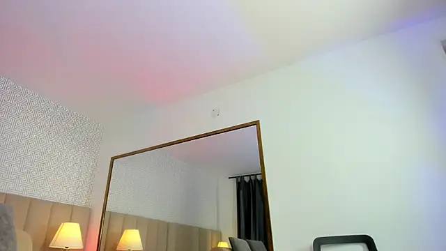 Sasha Wolff online show from February 25, 8:29 pm