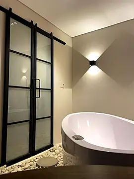 Snapshot of lusstyles_1 chatting on November 28, 11:24 am lusstyles 1 online show from November 28, 11:24 am