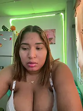 morena-2025 online show from June 25, 6:45 pm