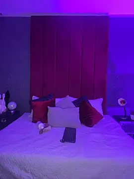 GinebraBelucci online show from November 18, 2:17 am