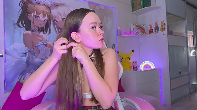 CheekySashaCharm online show from April 7, 5:41 am