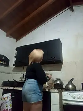 SexyMilf1211 online show from April 14, 2:50 am